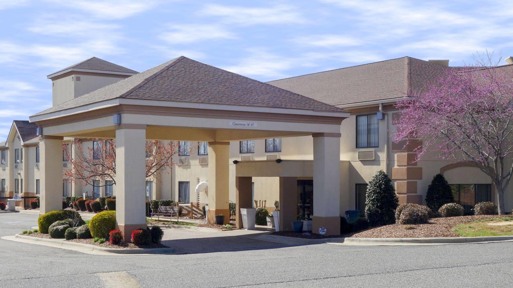 Country Inn & Suites By Radisson, Shelby, Nc Exterior foto